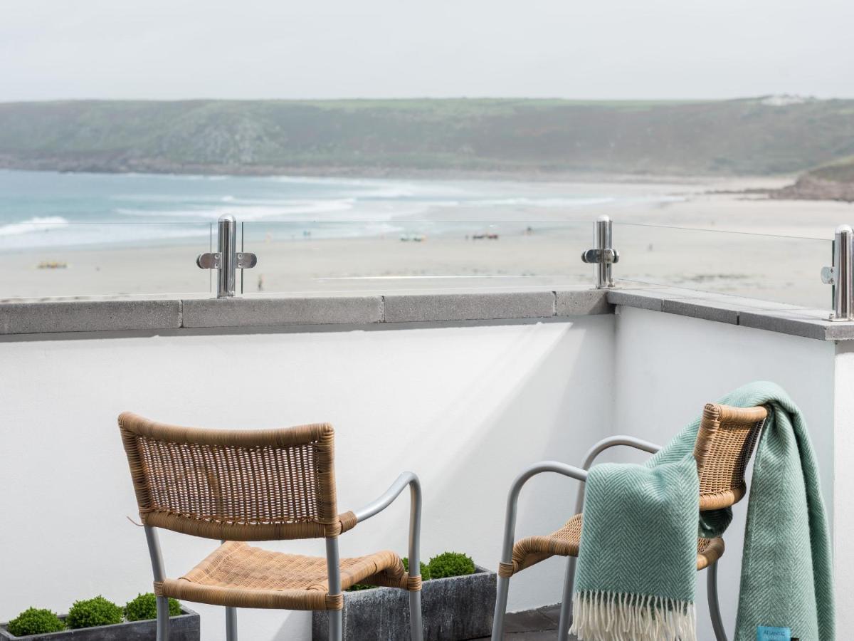 The Old Beach Store Sennen Cove Esterno foto